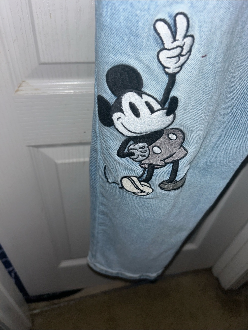 HP🎊🎊Her Universe Light Blue Denim Jeans with Mickey Graphics - Picture 6 of 10